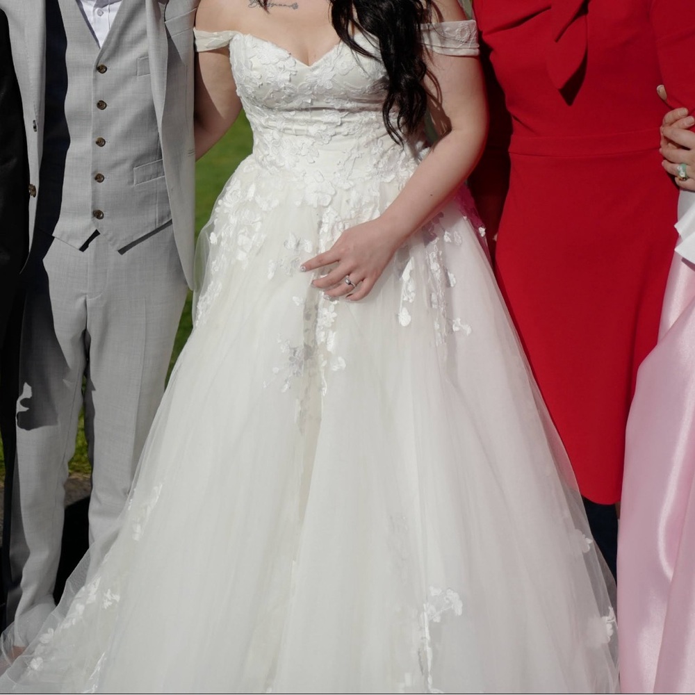 lace up corset wedding dress